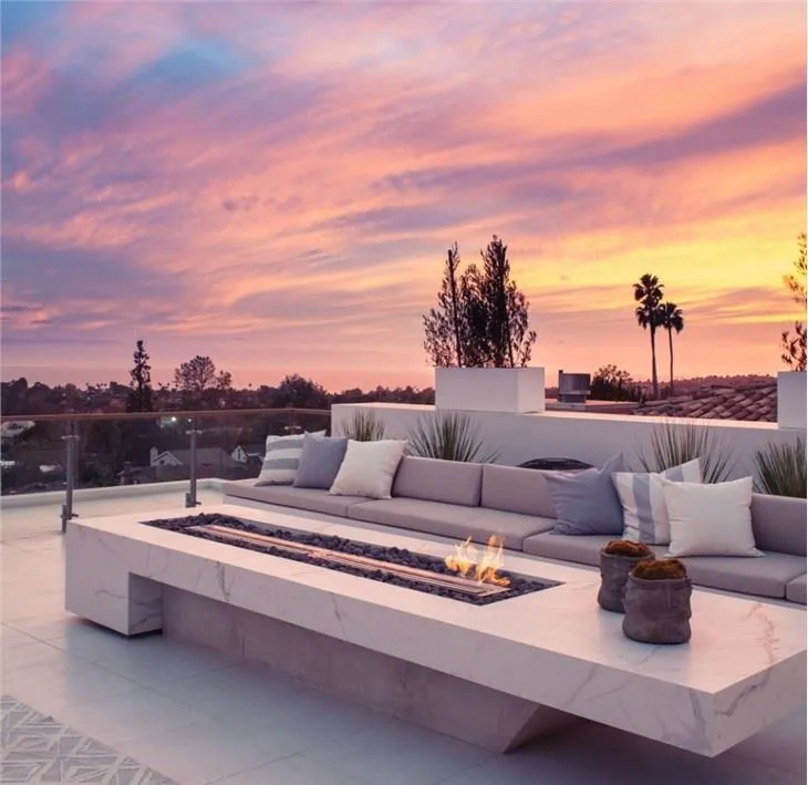 Chiziqli etanolli kamin